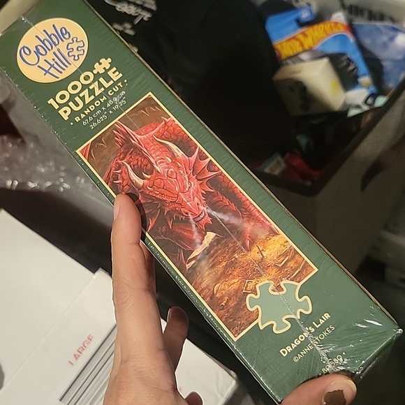 Cobble Hill 'Dragon's Lair' 1000pc puzzle. Sealed - Picture 2 of 2